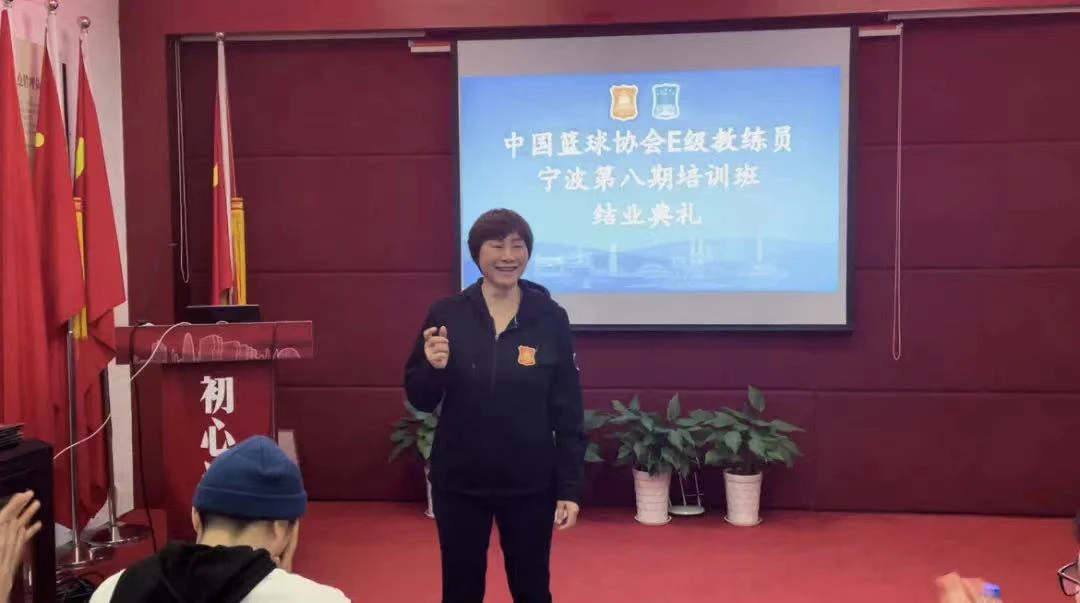 篮球老将如何通过瑜伽提升柔韧性_0